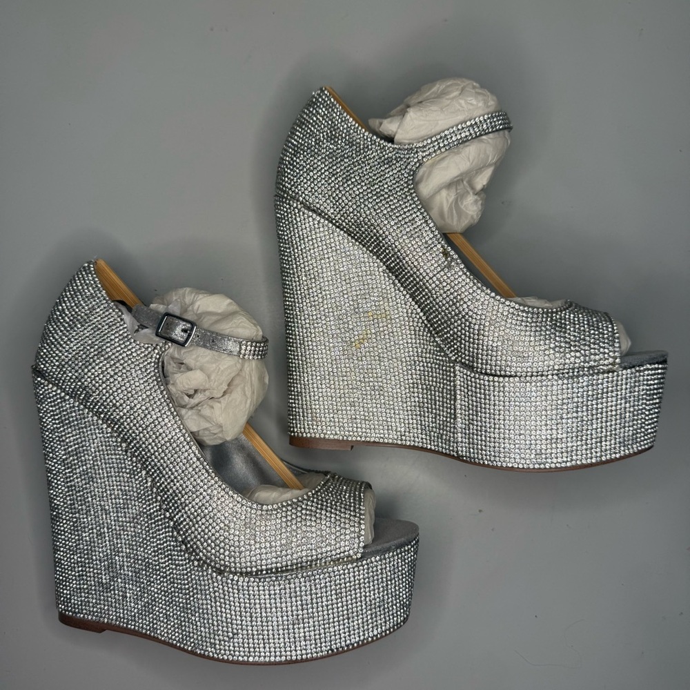 Steve Madden Macie Rhinestones Wedge Heels Size 6 - Picture 3 of 8